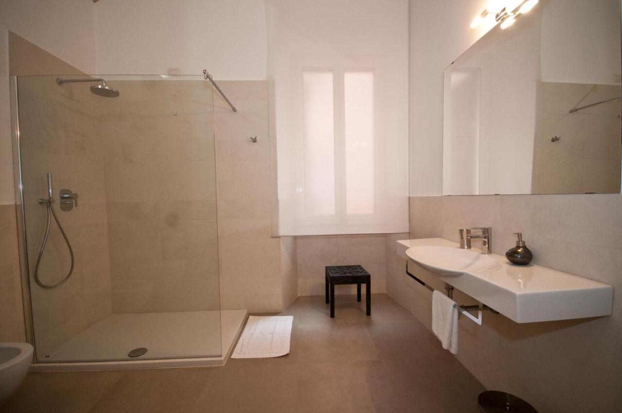 רומא B&B La Finestra Sul Colosseo מראה חיצוני תמונה