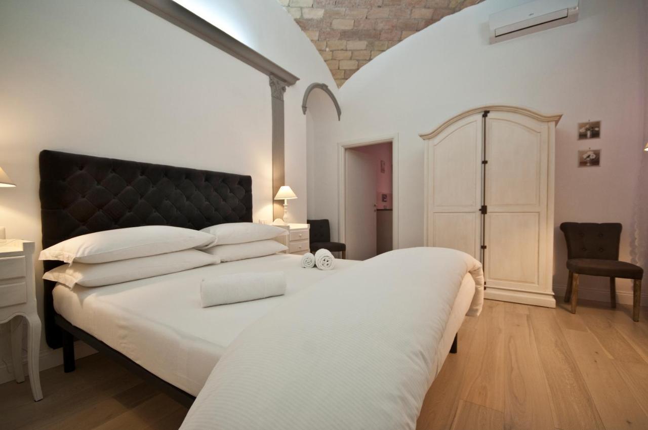 רומא B&B La Finestra Sul Colosseo מראה חיצוני תמונה